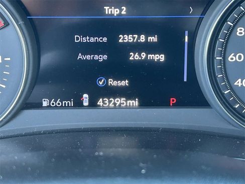 Used 2019 Cadillac XT4 Premium Luxury image 29