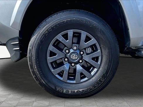 Used 2023 Toyota Tacoma SR5 w/ Technology Package RWD image 11
