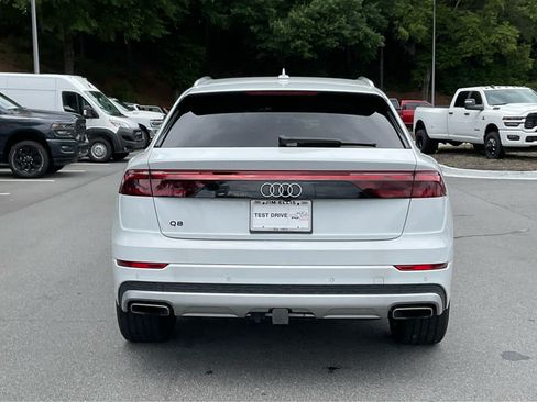 Used 2025 Audi Q8 Premium Plus AWD/4WD image 6