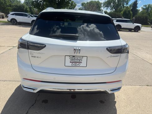 Used 2025 Buick Envision Avenir AWD/4WD image 6