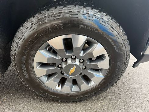Used 2025 Chevrolet Silverado 2500 LT w/ All Star Edition image 10
