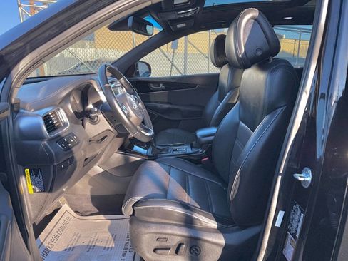 Used 2016 Kia Sorento SX w/ SXL Technology Package image 9