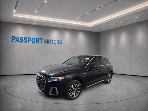 Used 2023 Audi Q5 2.0T Premium Plus w/ Premium Plus Package AWD/4WD image 1