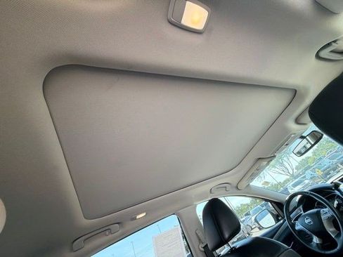 Used 2018 Nissan Murano Platinum AWD/4WD image 18
