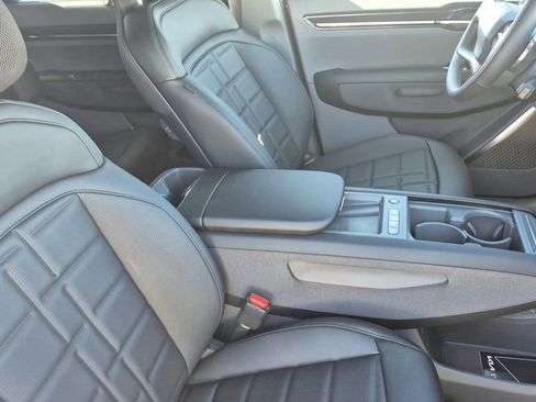 New 2026 Kia EV9 Land image 17