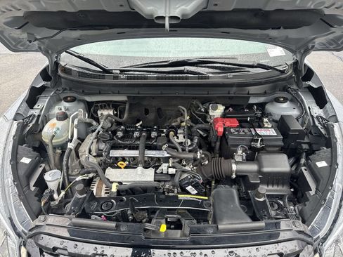 Used 2023 Nissan Kicks SR w/ SR Premium Package FWD image 37