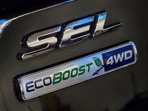 Used 2018 Ford Escape SEL image 3