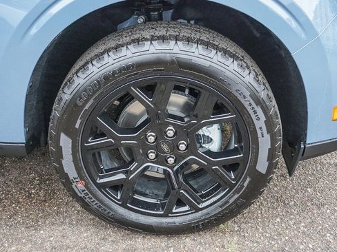 New 2025 Ford Maverick XLT w/ XLT Luxury Package image 11