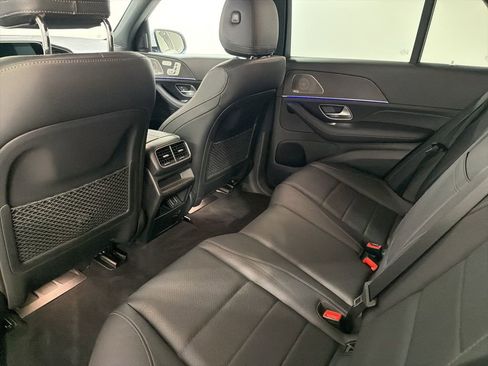 Used 2023 Mercedes-Benz GLE 450 4MATIC w/ Premium Package image 21