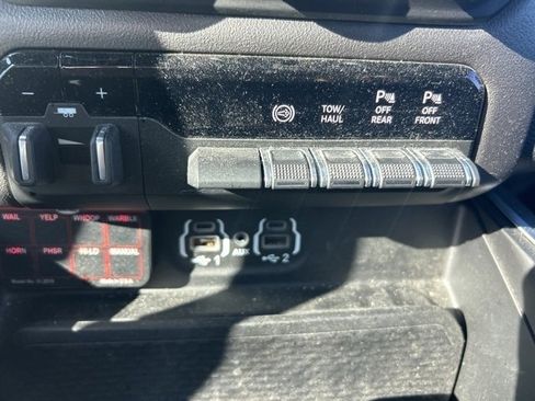 Used 2020 RAM 2500 Big Horn w/ Night Edition image 25