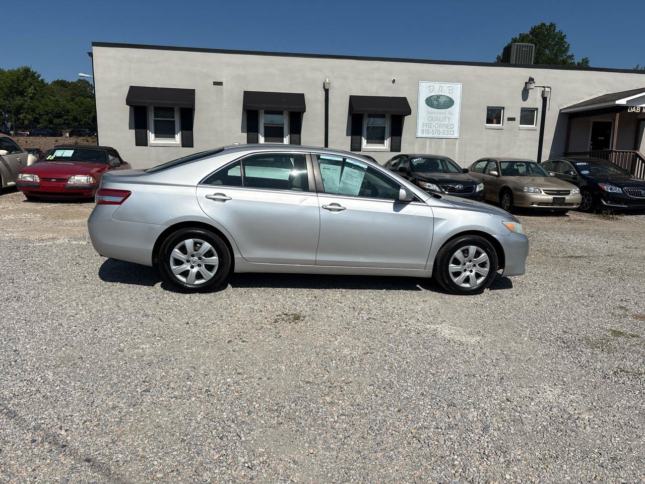 Used 2010 Toyota Camry FWD image 7
