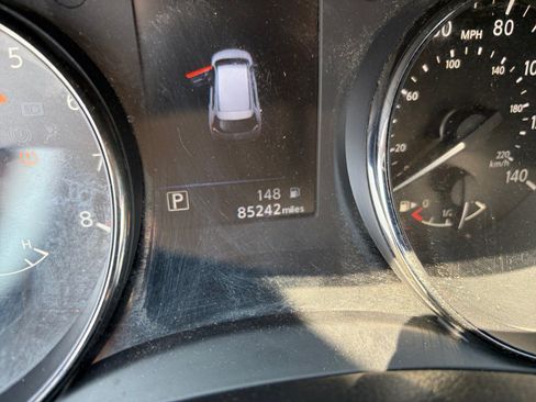 Used 2020 Nissan Rogue SV AWD/4WD image 17