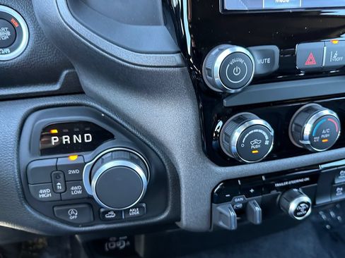 New 2026 RAM 1500 Warlock AWD/4WD image 27