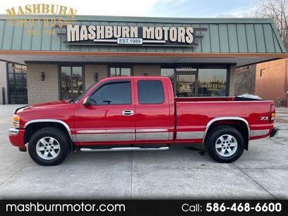 Used 2005 GMC Sierra 1500 SLE w/ Light Duty Power Package