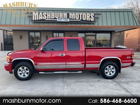 Used 2005 GMC Sierra 1500 SLE w/ Light Duty Power Package image 1