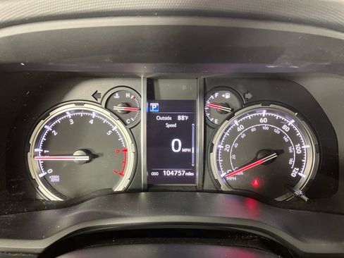 Used 2021 Toyota 4Runner TRD Off-Road image 18