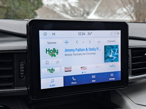 Used 2023 Ford Explorer XLT w/ Equipment Group 202A image 18