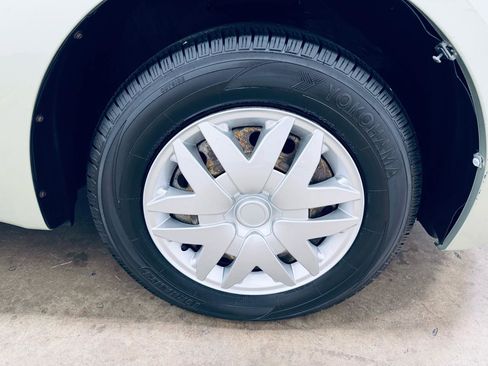 Used 2006 Toyota Sienna CE image 11