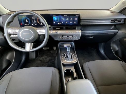 Used 2024 Hyundai Kona SEL AWD/4WD image 7
