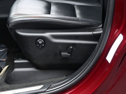 Used 2022 Jeep Grand Cherokee Limited image 11