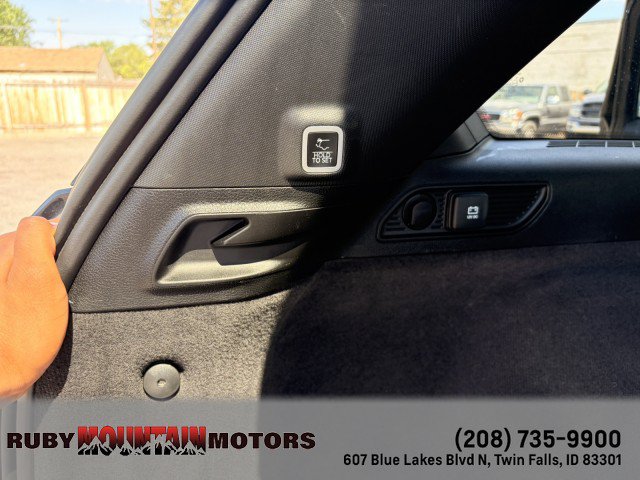 Used 2023 Jeep Grand Cherokee Summit w/ Adv Protech Group IV AWD/4WD image 31