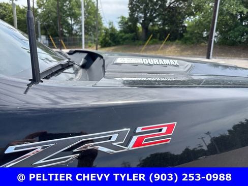 Used 2024 Chevrolet Silverado 2500 ZR2 w/ Technology Package AWD/4WD image 10
