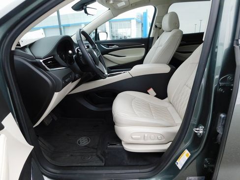 Used 2023 Buick Enclave Avenir w/ Avenir Technology Package image 13