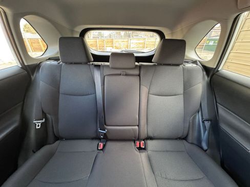 Used 2025 Toyota RAV4 LE image 37