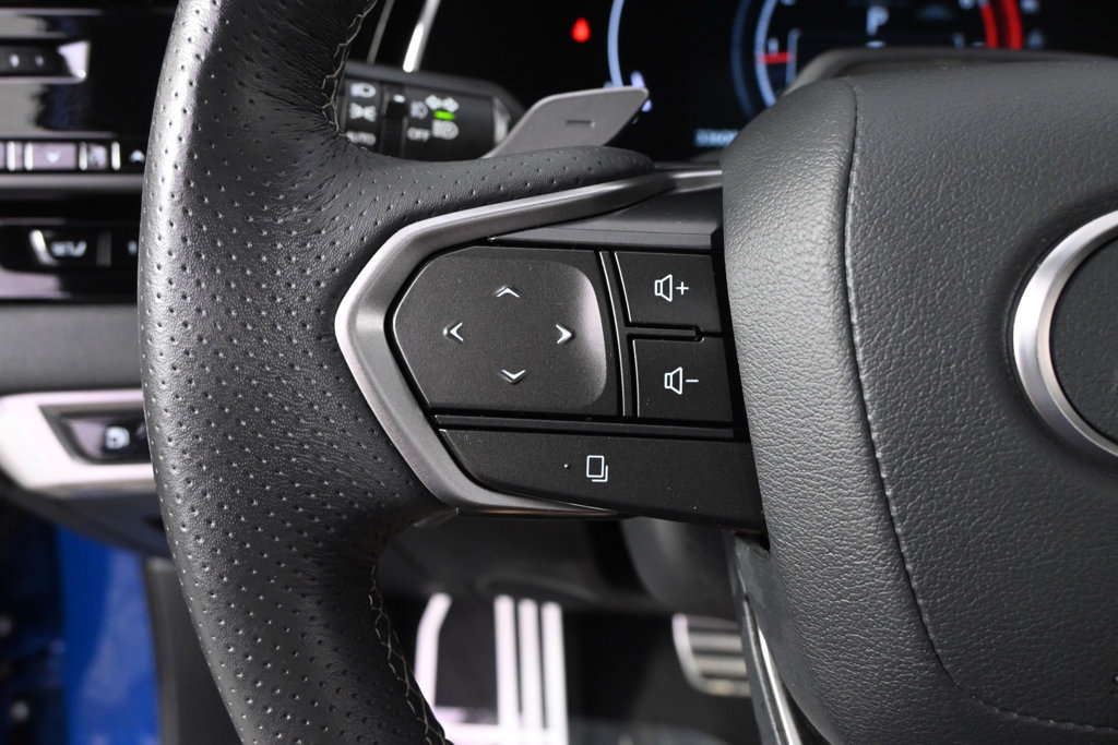 Used 2023 Lexus RX 350 F Sport w/ Cold Area Package AWD/4WD image 33