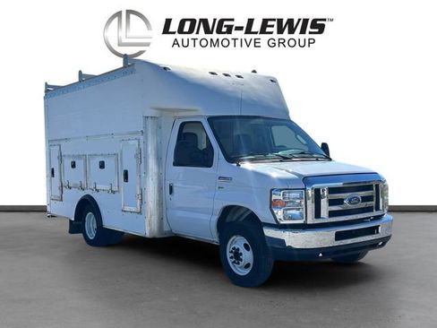 Used 2019 Ford E-350 and Econoline 350 Super Duty w/ Power Windows & Locks Group image 7