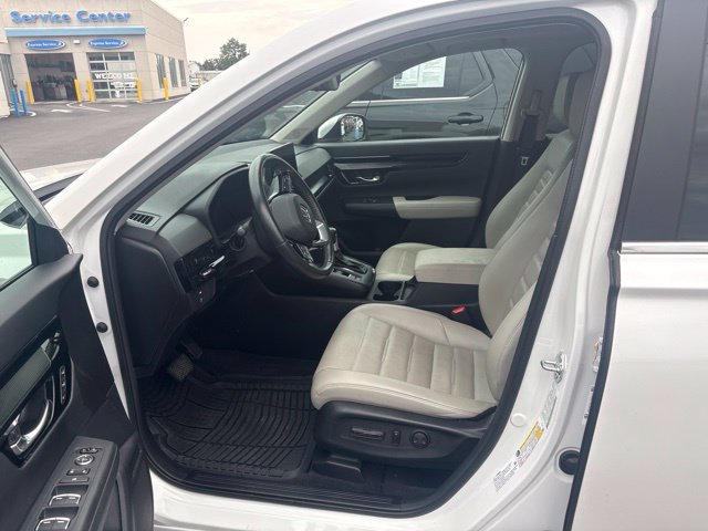 Used 2025 Honda CR-V EX-L image 5