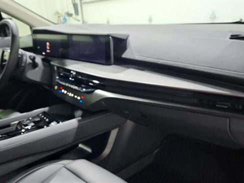 Certified 2025 Nissan Murano SV image 52