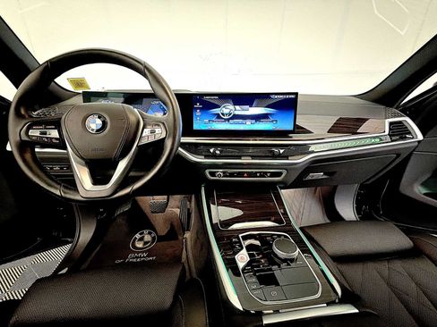 Certified 2024 BMW X5 xDrive40i w/ Premium Package AWD/4WD image 12