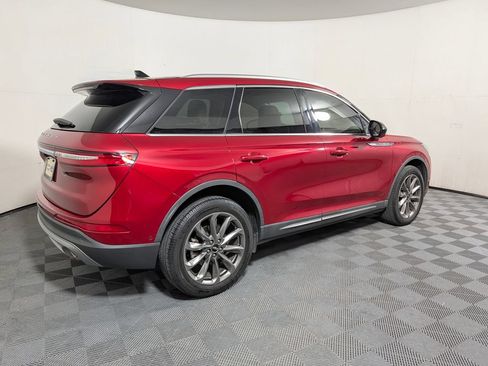 Used 2020 Lincoln Corsair FWD image 2