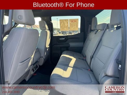 Used 2022 Chevrolet Silverado 1500 LT w/ Z71 Off-Road Package image 17