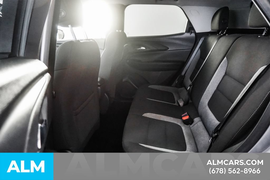 Used 2023 Chevrolet TrailBlazer LT FWD image 16