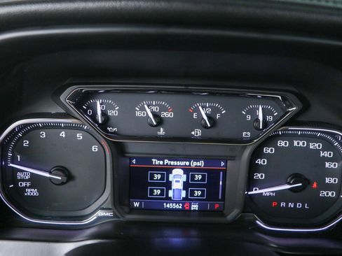 Used 2019 GMC Sierra 1500 AT4 w/ AT4 Preferred Package AWD/4WD image 15