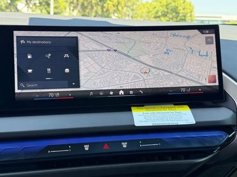 Used 2025 BMW X3 xDrive30i w/ Premium Package image 29