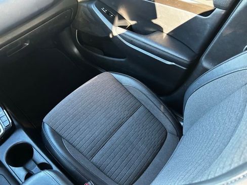 Certified 2022 Kia Seltos Nightfall Edition image 16