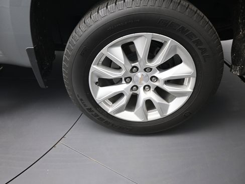 Used 2024 Chevrolet Silverado 1500 Custom image 19