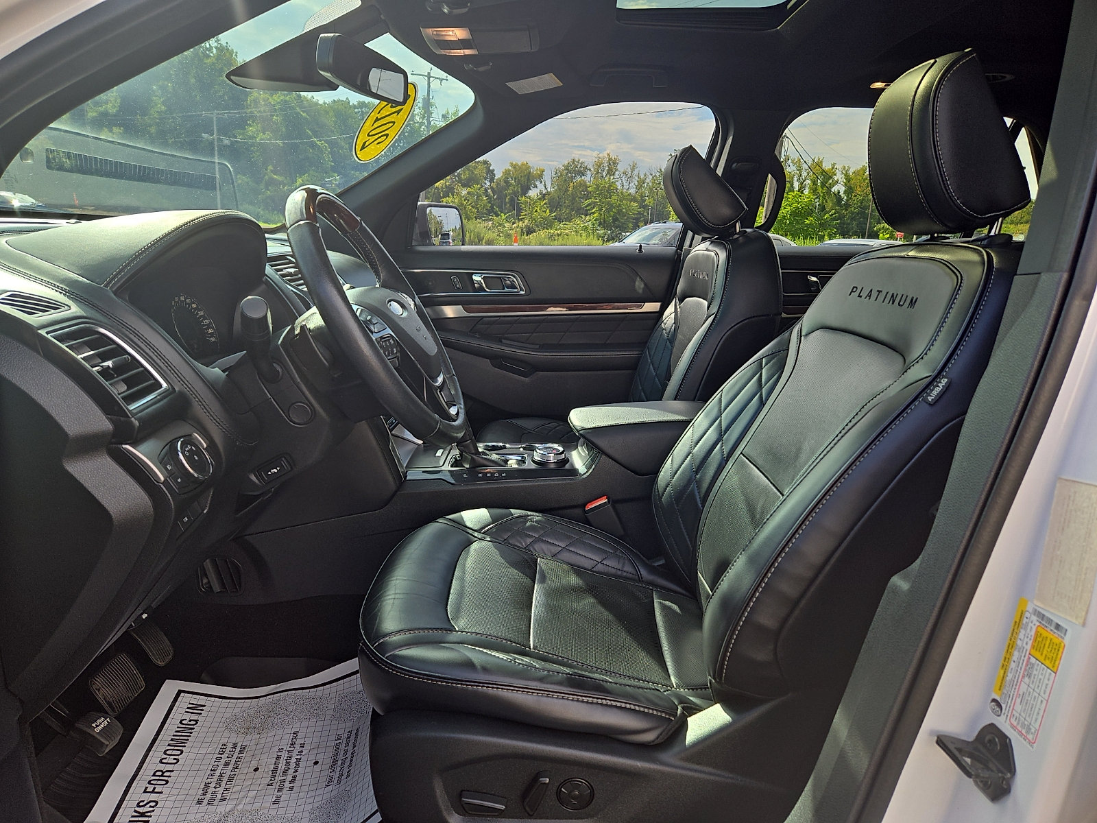 Used 2019 Ford Explorer Platinum AWD/4WD image 14