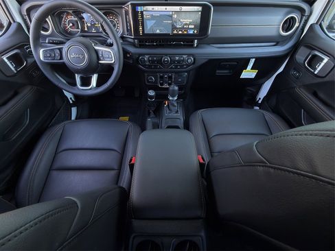 New 2025 Jeep Wrangler Sahara image 8