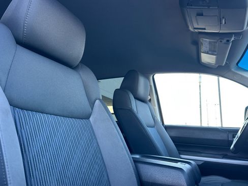 Used 2016 Toyota Tundra SR5 w/ SR5 Upgrade Package image 16