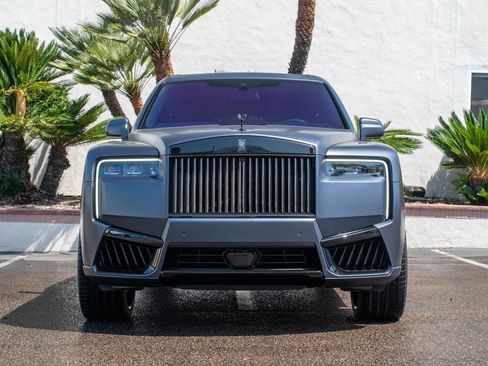 Used 2026 Rolls-Royce Cullinan Black Badge AWD/4WD image 5