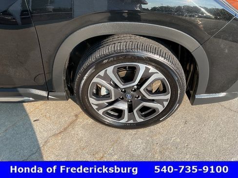 Used 2024 Subaru Ascent Touring AWD/4WD image 13