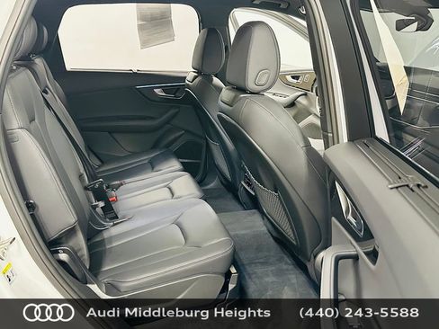 Certified 2025 Audi Q7 2.0T Premium w/ Premium Plus Package AWD/4WD image 29