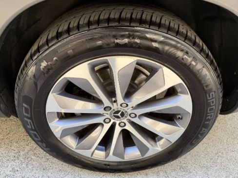 Used 2021 Mercedes-Benz GLE 350 4MATIC image 33