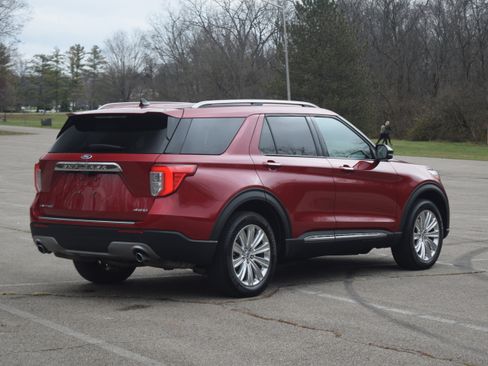 Used 2023 Ford Explorer Limited w/ Limited Technology Package image 28