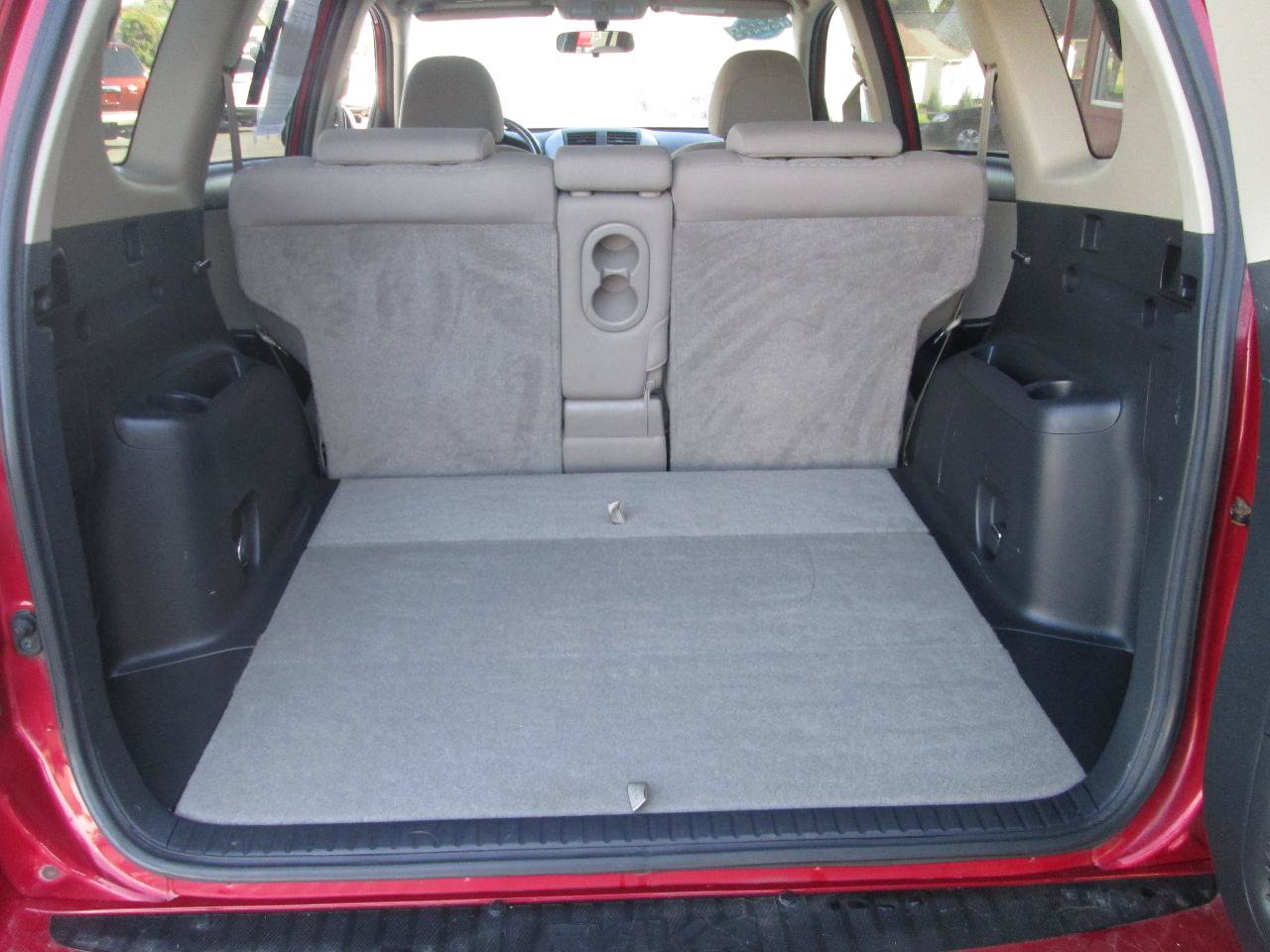 Used 2007 Toyota RAV4 Limited AWD/4WD image 18