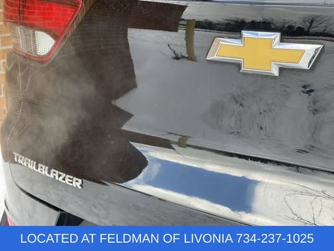 Certified 2021 Chevrolet TrailBlazer LT w/ Sun and Liftgate Package image 30